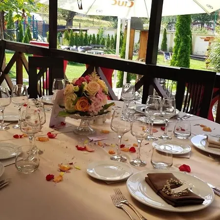 3 Stejari Brasov Casa de hóspedes 4*